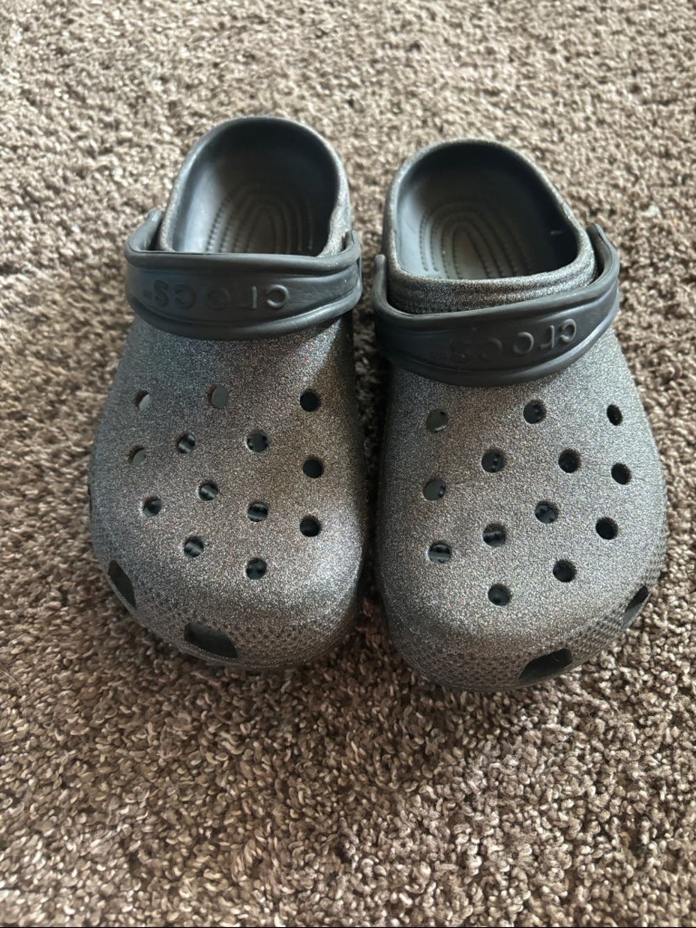 CROCS Kids Glitter Clog in Metallic Silver